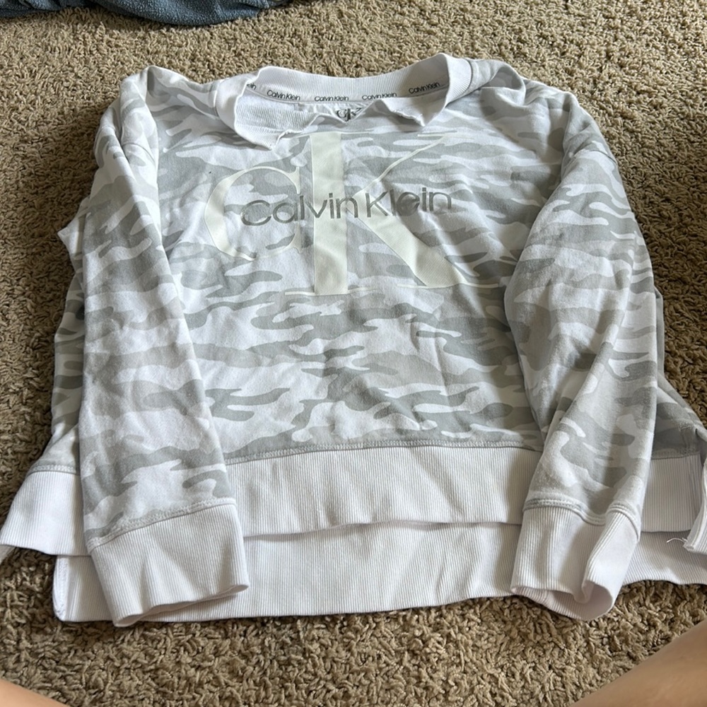never worn calvin klein sweatshirt